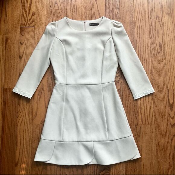 AliceLulu Dresses & Skirts - AliceLulu Fit & Flare 3/4 Sleeves Tan Crepe Solid Dress Women’s Size S